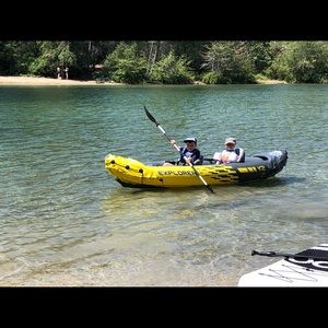 Hi! ❤️ Posh! Also sell on M! ❣️